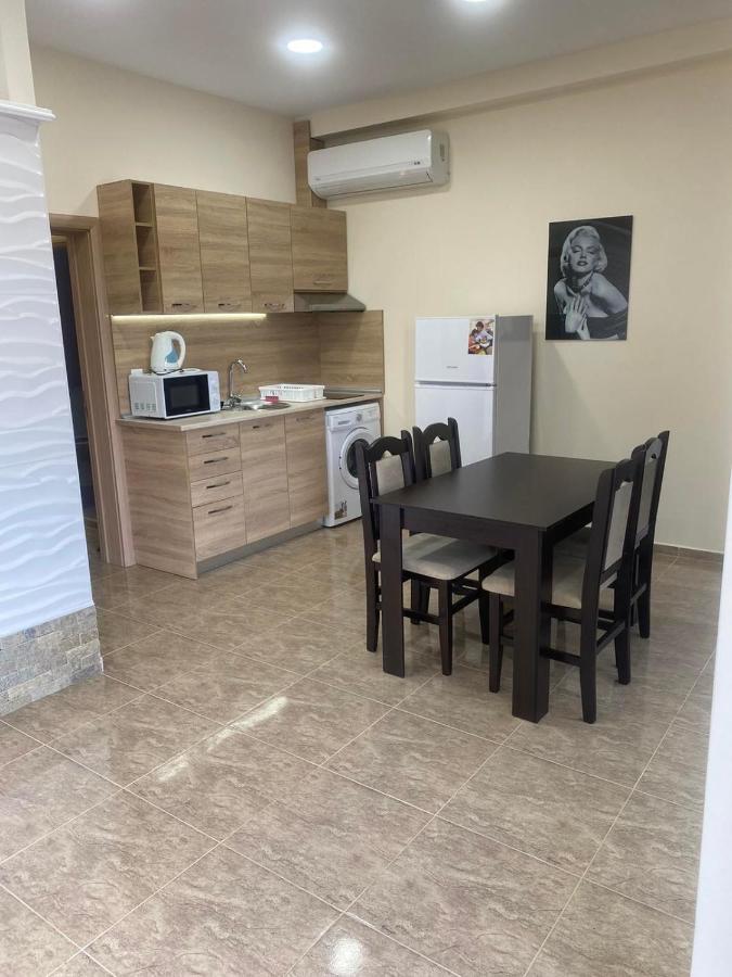 Golden Sea View Apartments Поморие Экстерьер фото