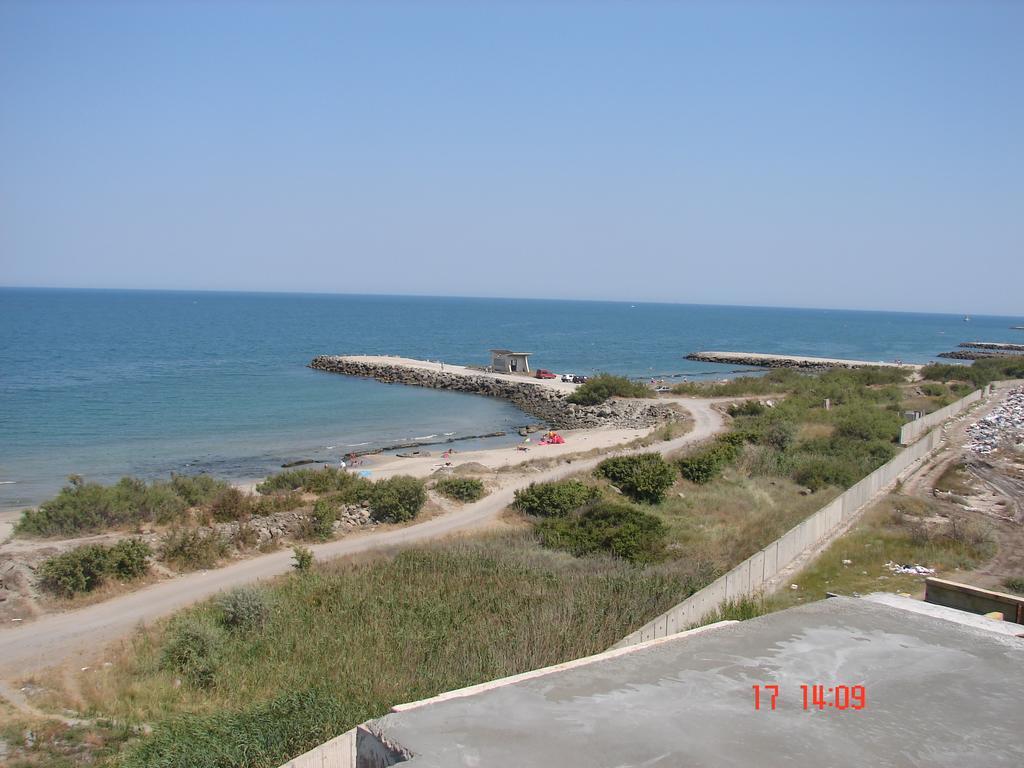 Golden Sea View Apartments Поморие Экстерьер фото