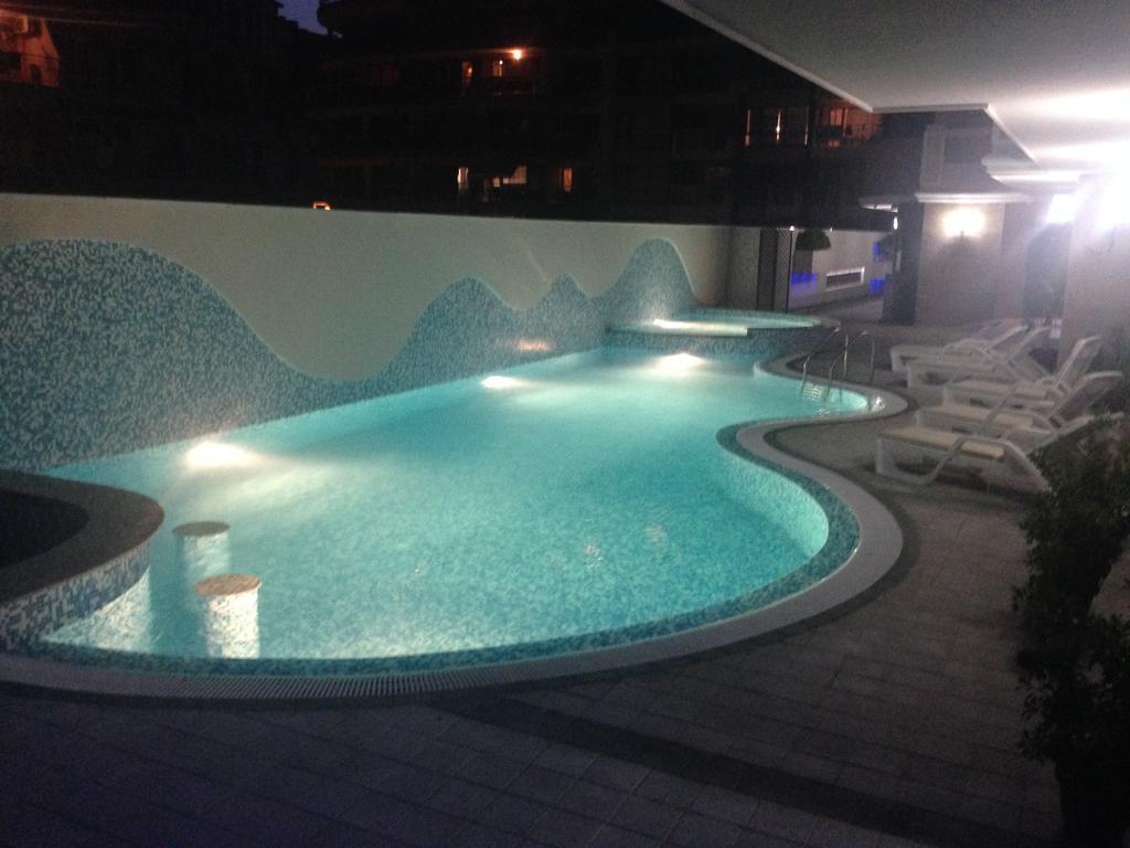 Golden Sea View Apartments Поморие Экстерьер фото